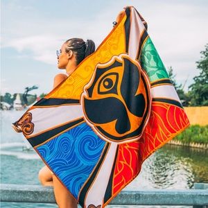 Tomorrowland flag